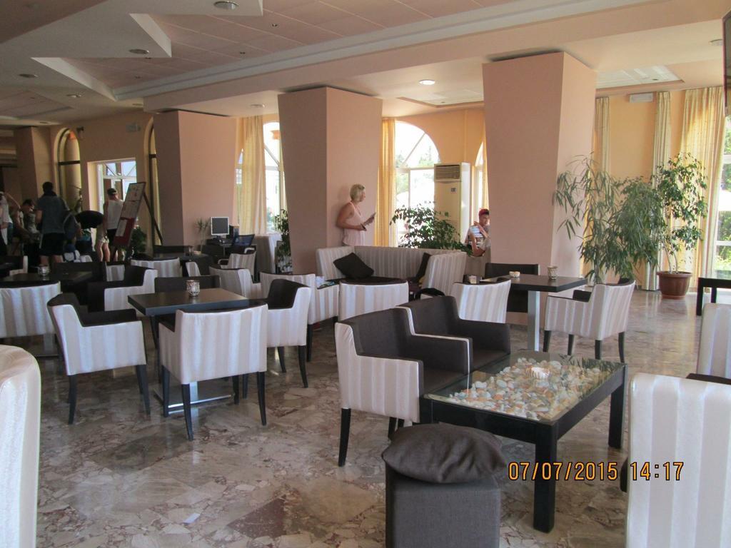 Jason Hotel Іпсос Екстер'єр фото