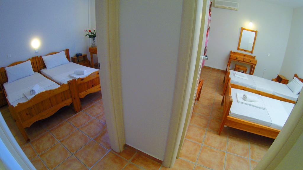 Jason Hotel Іпсос Екстер'єр фото