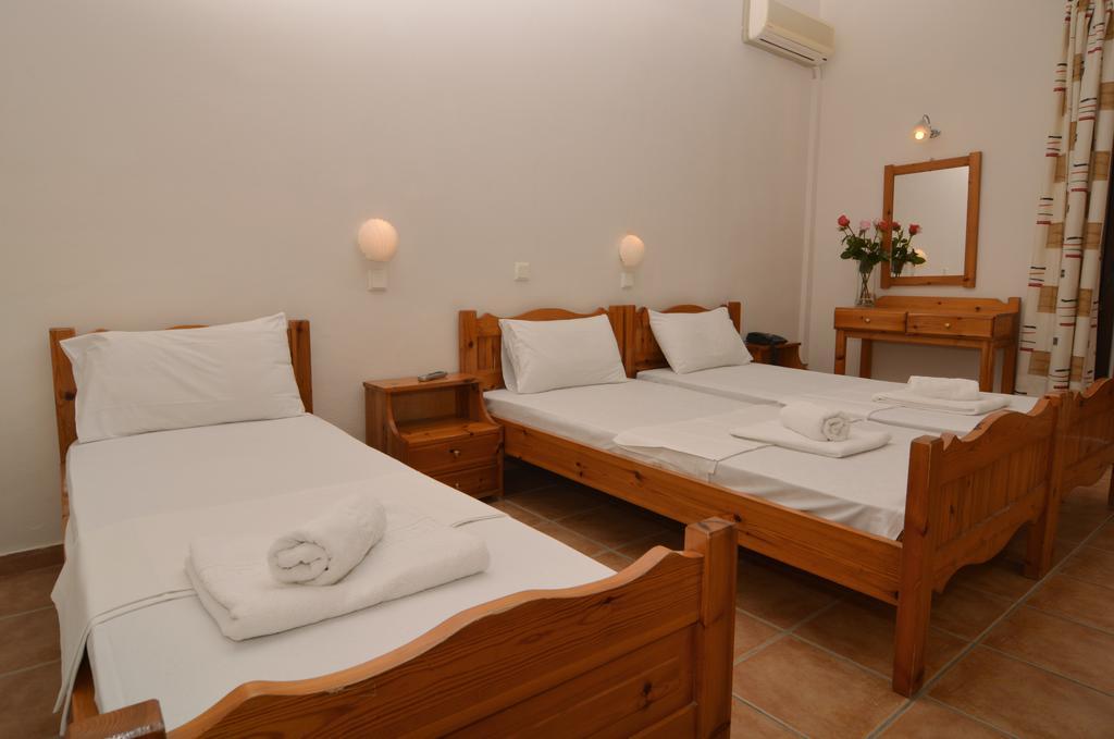 Jason Hotel Іпсос Номер фото